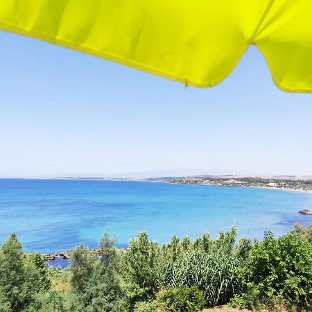 Villa Smeraldo - Mansarda con Spettacolare vista sul Mare Capo Rizzuto Dış mekan fotoğraf
